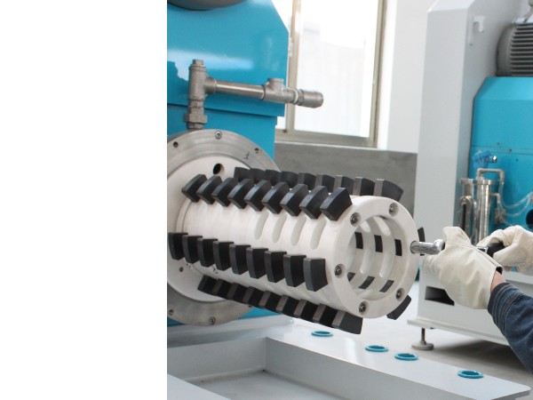 91抖音黄版APP破解版装配员工风采